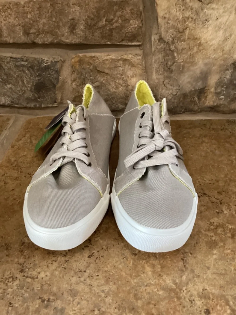 Lamo Vita 2 Womens Sneakers Size 11‎ Washed Gray New In Box Fabric Lace Up
